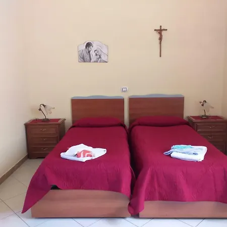 فندق مبيت وإفطار Santa Maria Maddalena نابولي